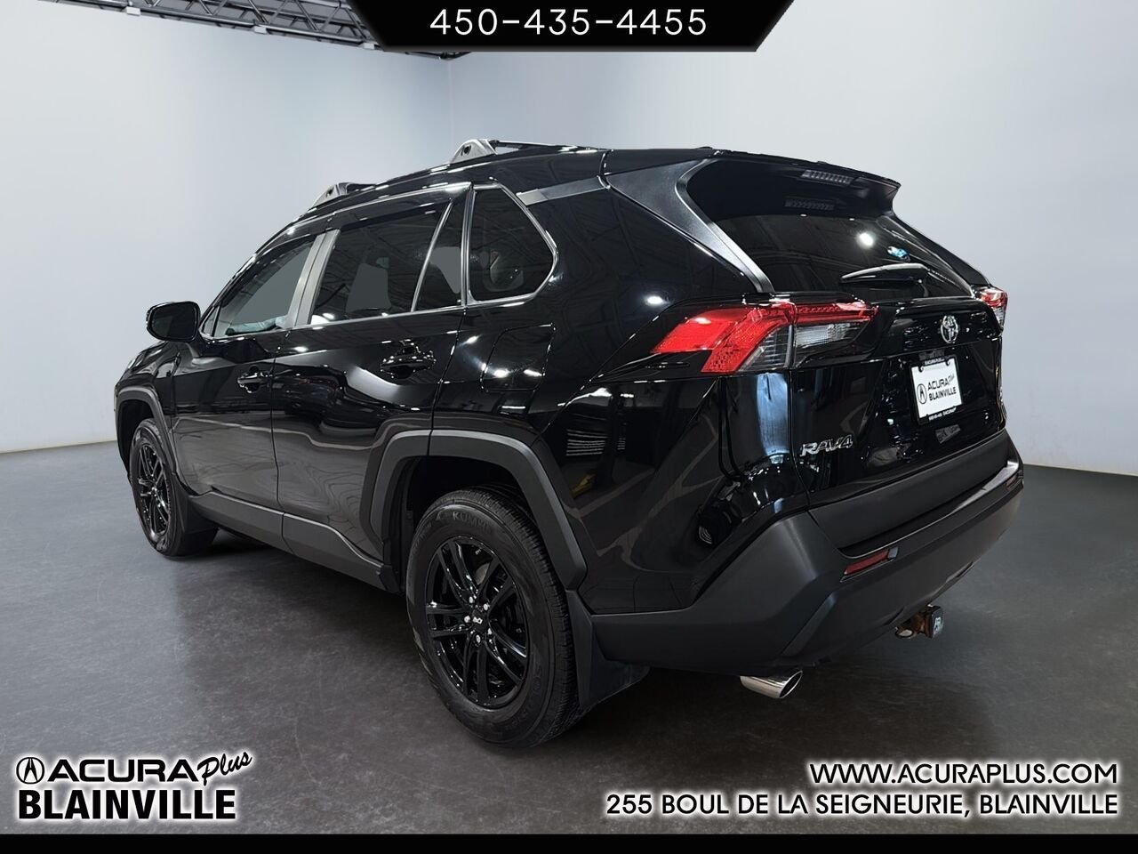 2021 Toyota RAV4 Black Blainville - photo #3