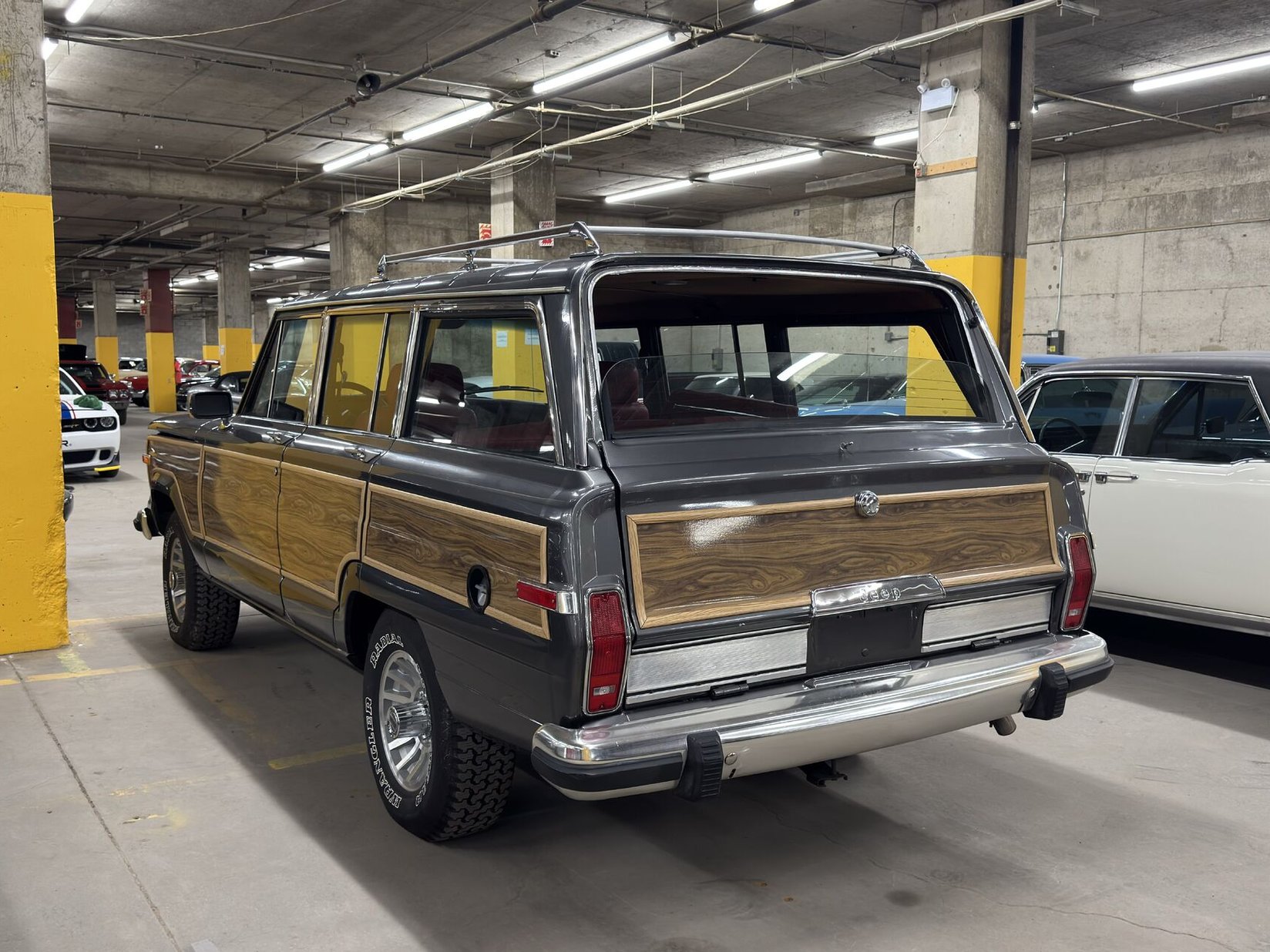 Jeep Grand Wagoneer 1990 Gris Montréal - photo #5
