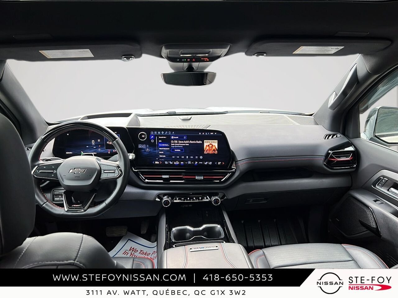 2024 Chevrolet Silverado EV RST CREW CAB autonomie 700km White Ste-Foy - photo #9