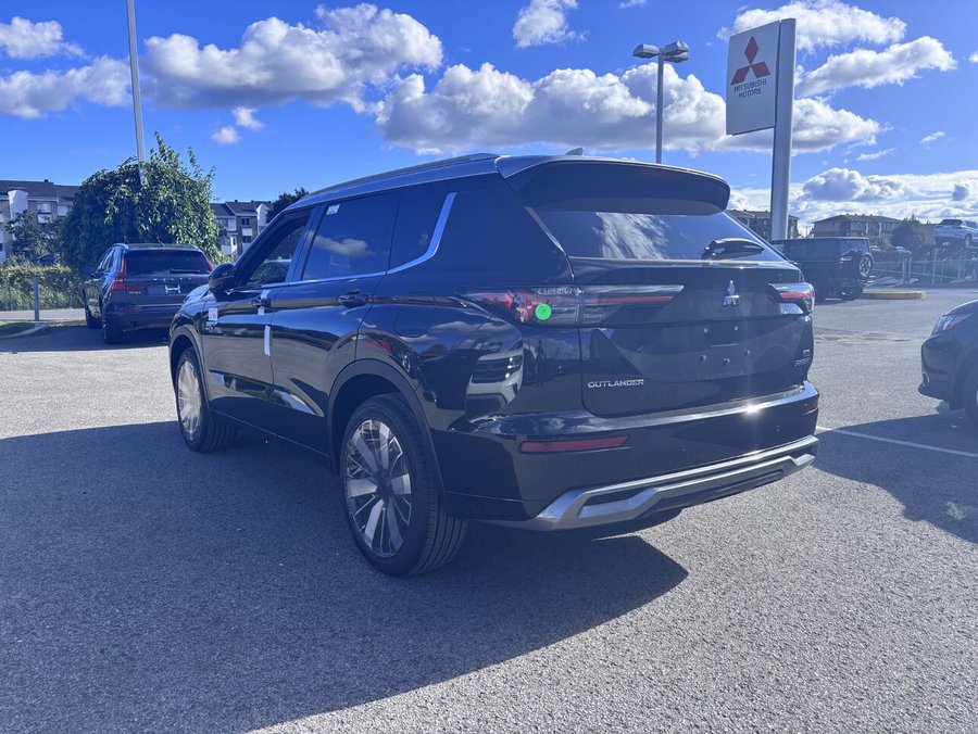 Mitsubishi Outlander PHEV GT S-AWC utilitaire sport TI 2026 Noir diamant/toit argent