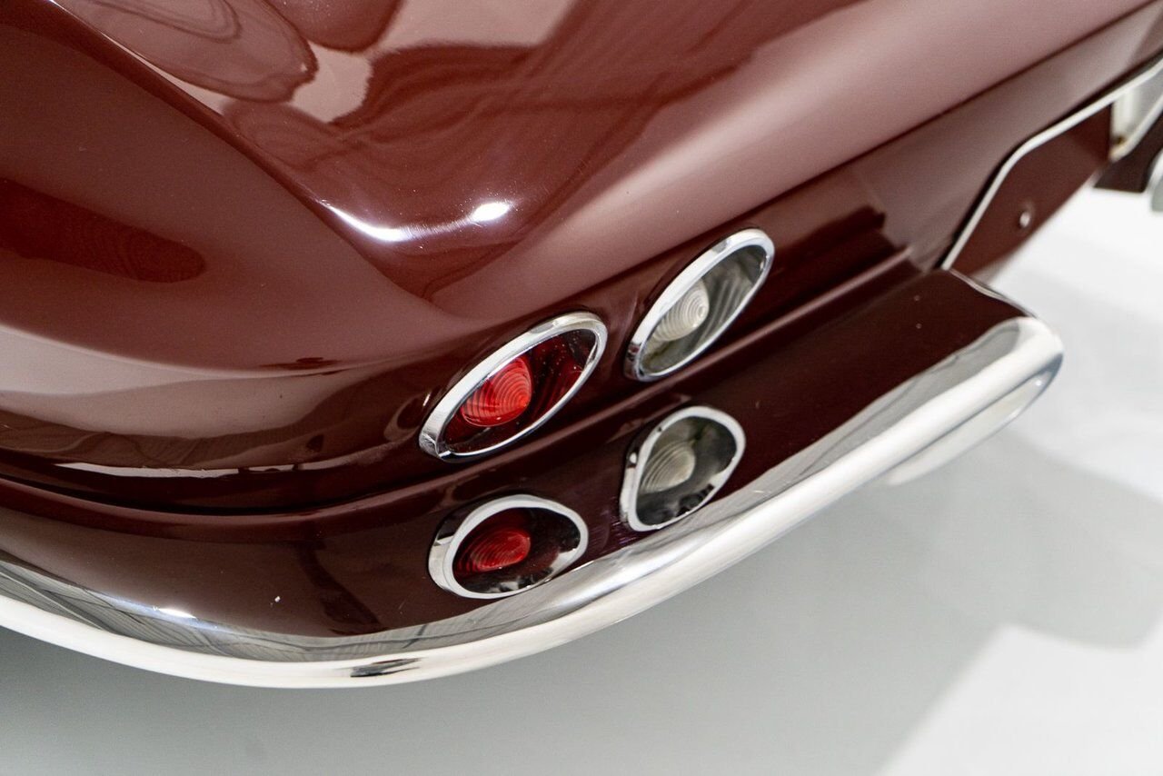 Chevrolet Corvette Fuelie Matching# HG Suffix 327/375HP **PRICE IN USD** 1965 Rouge Montréal - photo #39