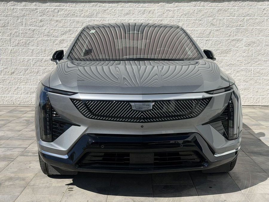 Cadillac OPTIQ LUXURY 2 AWD FINANCEMENT À PARTIR 3.99% 2025 Argent