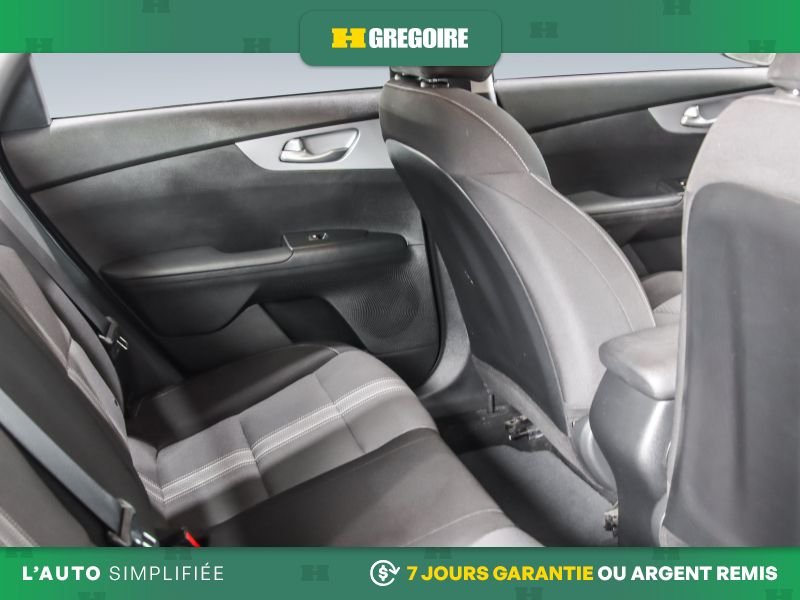 Kia Forte 2024 Noir Laval - photo #25