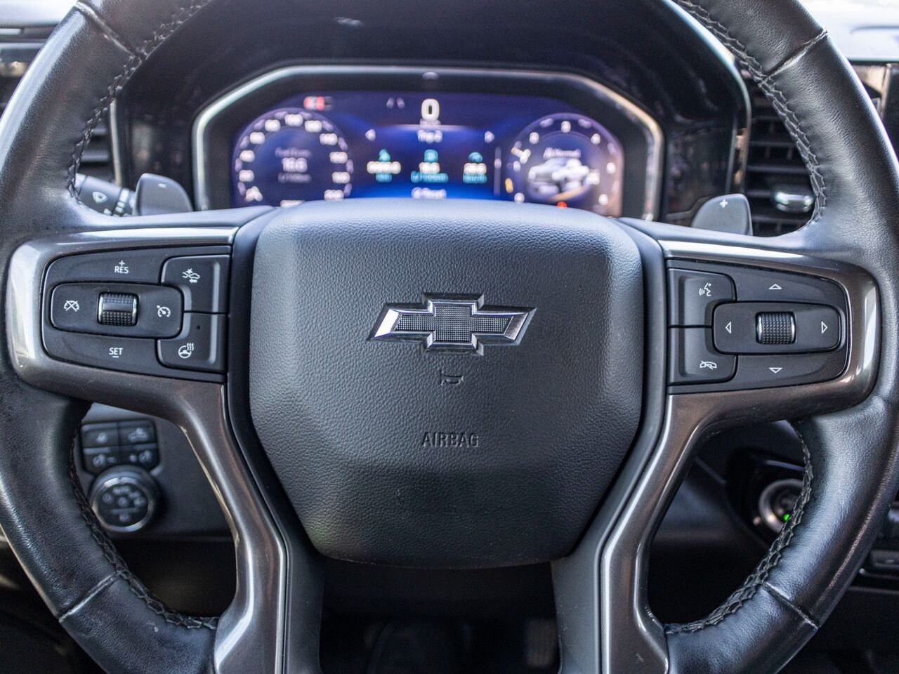 Chevrolet Silverado 1500 ZR2 cabine multiplace 4RM 2024 Gris Châteauguay - photo #10