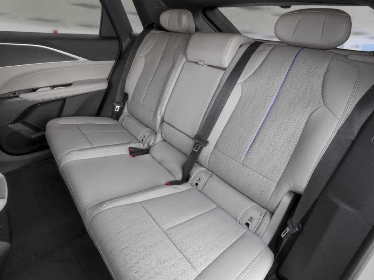 2027 CADILLAC LYRIQ LYRIQ ELECTRIC SPORT AWD (1SF) Stellar Black Metallic Laval - photo #6