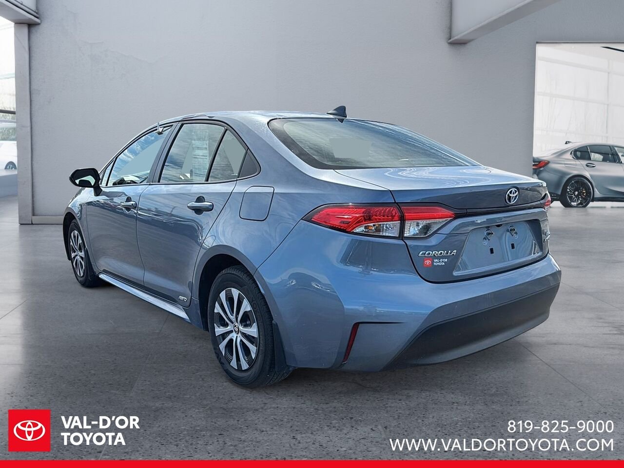 Toyota Corolla hybride LE CVT TI 2024 Bleu Val-d'Or - photo #3