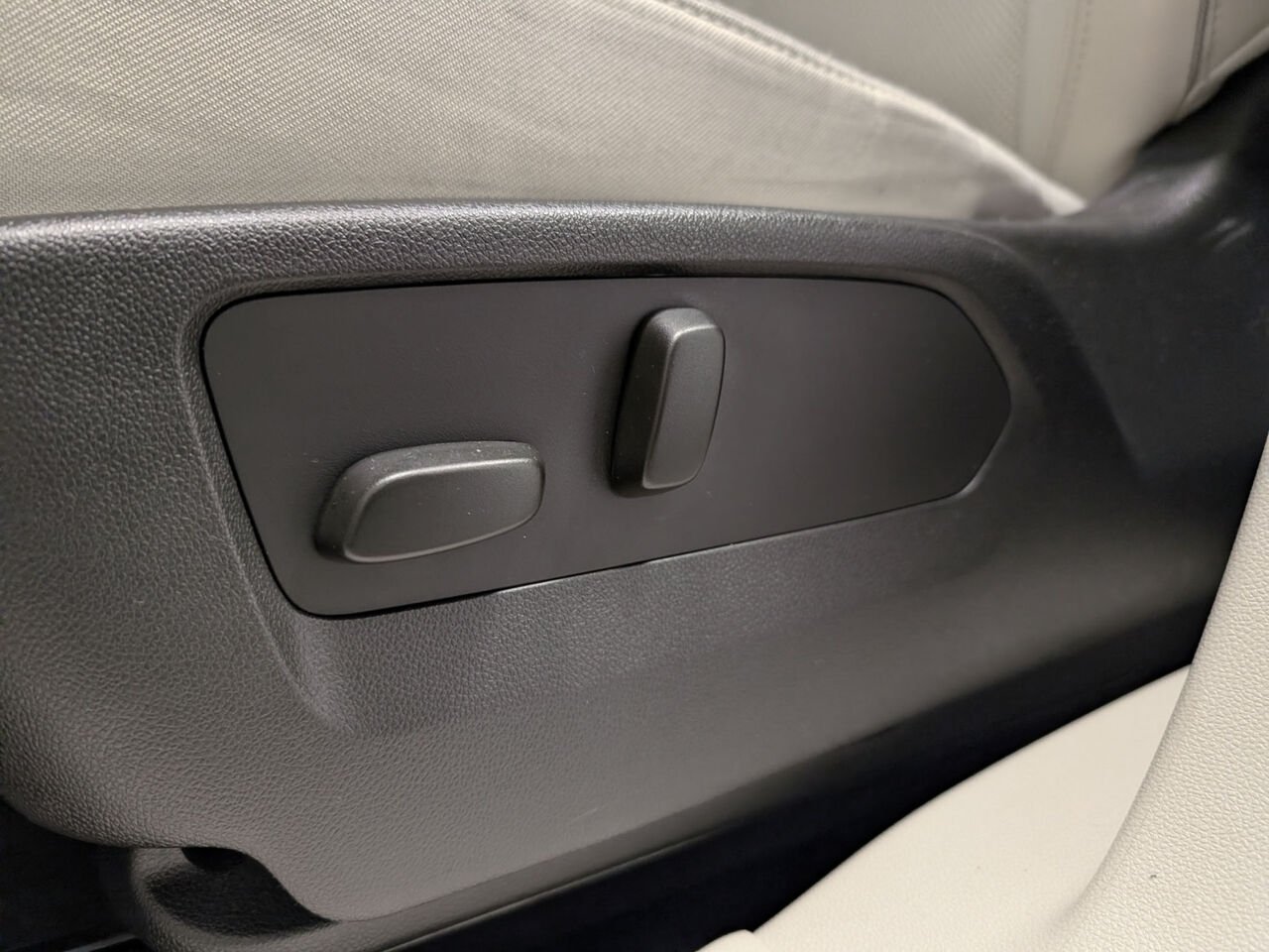 BUICK ENVISION AWD Essence Volant et Sièges Chauffants 2023 Gris Sherbrooke - photo #9