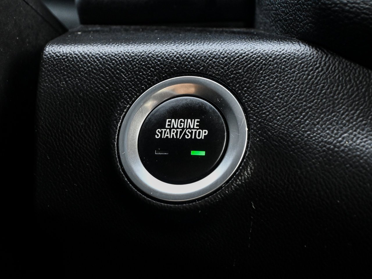 2024 GMC Terrain AWD 4dr SLE White Sherwood Park - photo #23