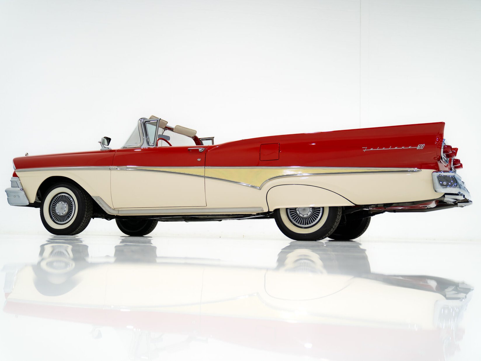 1958 Ford Fairlane 500 Skyliner Interceptor de police 352 CID Entièrement restaurée **PRIX EN USD** Montreal - photo #31