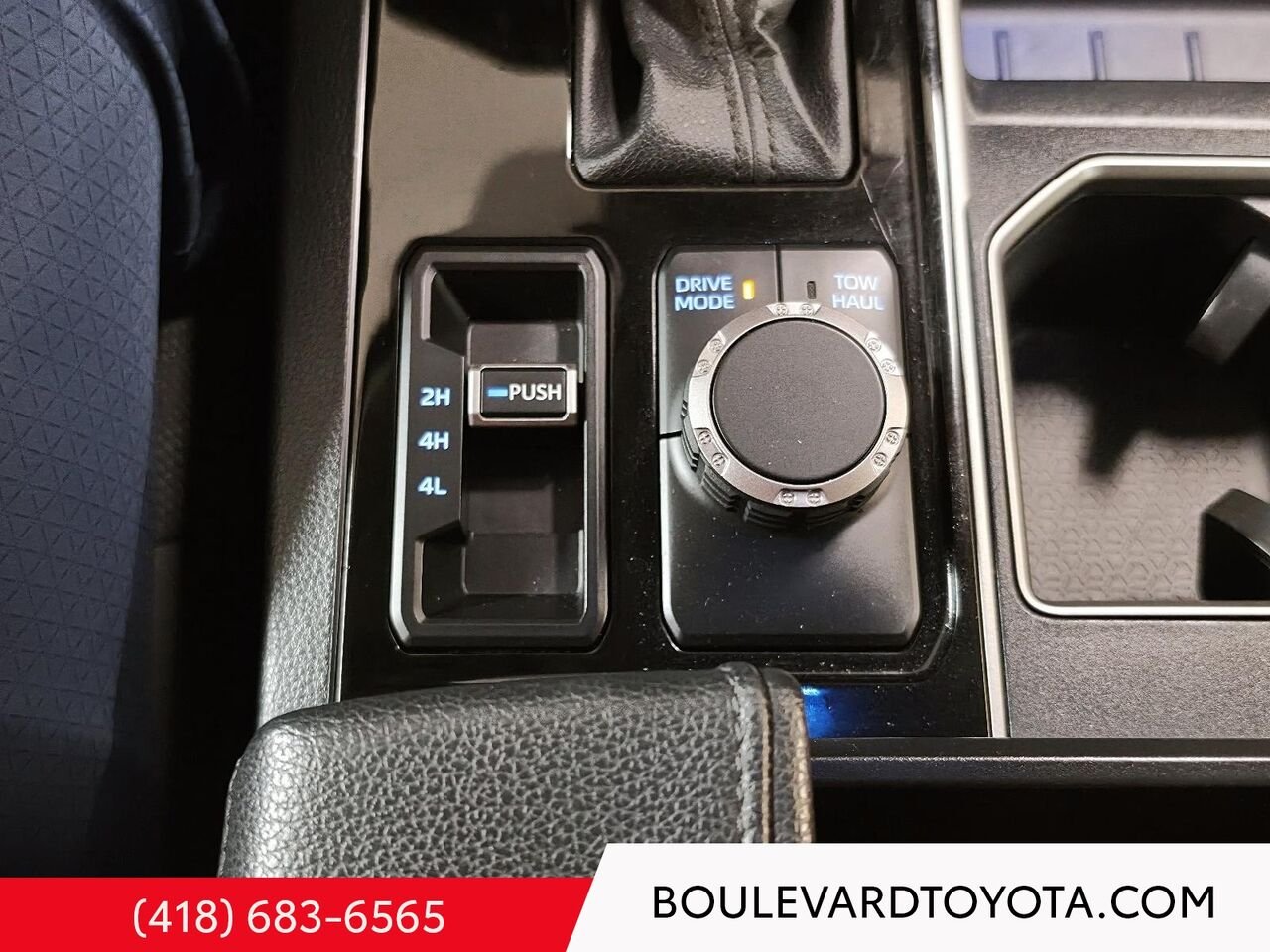 Toyota TUNDRA 550007-41 | SR CREWMAX 4x4 2022 Noir Québec - photo #16