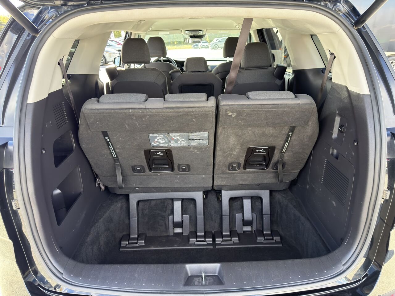 Kia Carnival 2024 Noir Thetford Mines - photo #15