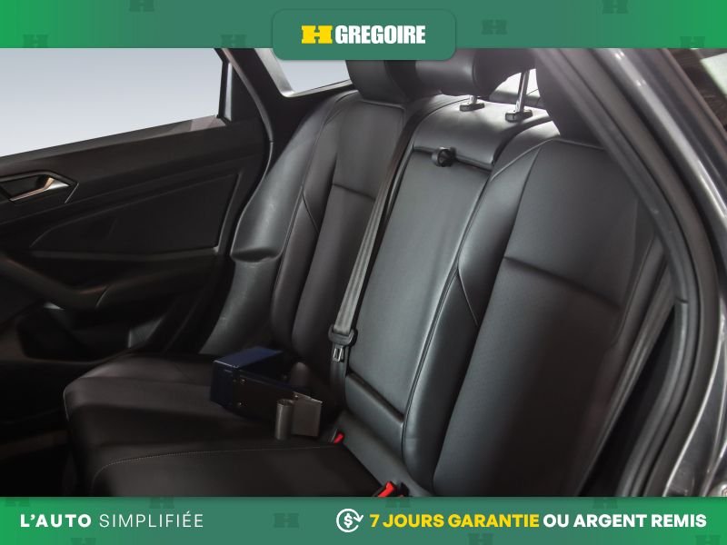 Volkswagen Jetta 2019 Gris Blainville - photo #21
