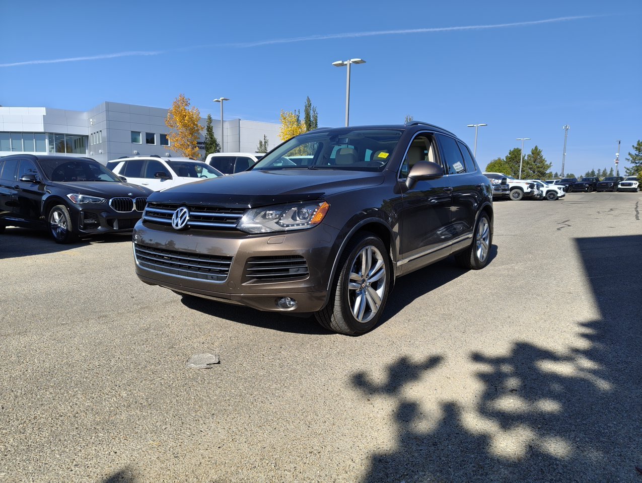 2014 Volkswagen Touareg 4dr TDI Execline Brown Sherwood Park - photo #3