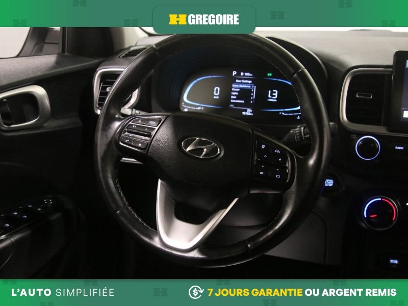 Hyundai Venue 2023 Blanc Laval - photo #18