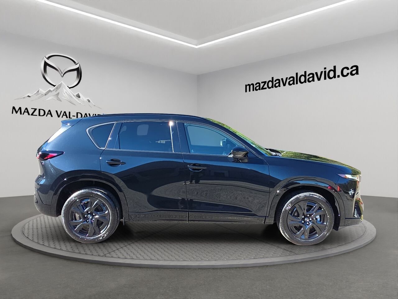 2026 Mazda CX-5 GT TI, ÉCRAN TACTILE 12.9 POUCES, SIÈGES CHAUFFANTS Jet Black Mica Val-David - photo #8