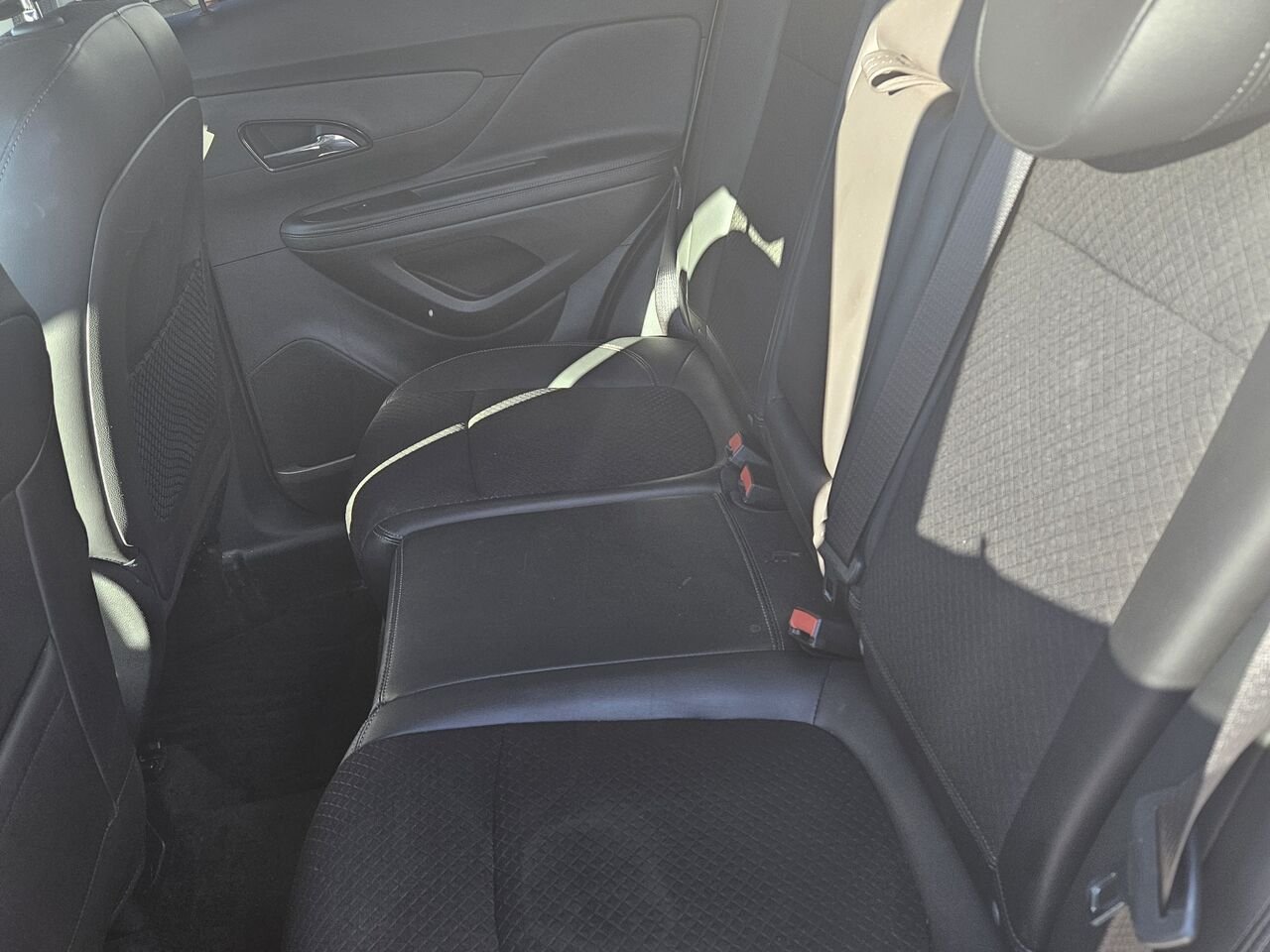 Buick Encore Tourisme sport 4 portes TI 2019 Blanc Thetford Mines - photo #12