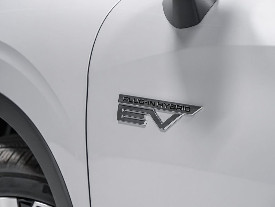Mitsubishi Outlander PHEV GT 2026 Fini taillé diamant Blanc de qualité supérieure