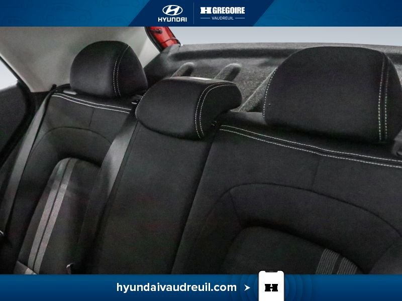 Hyundai Venue 2024 Rouge Blainville - photo #18
