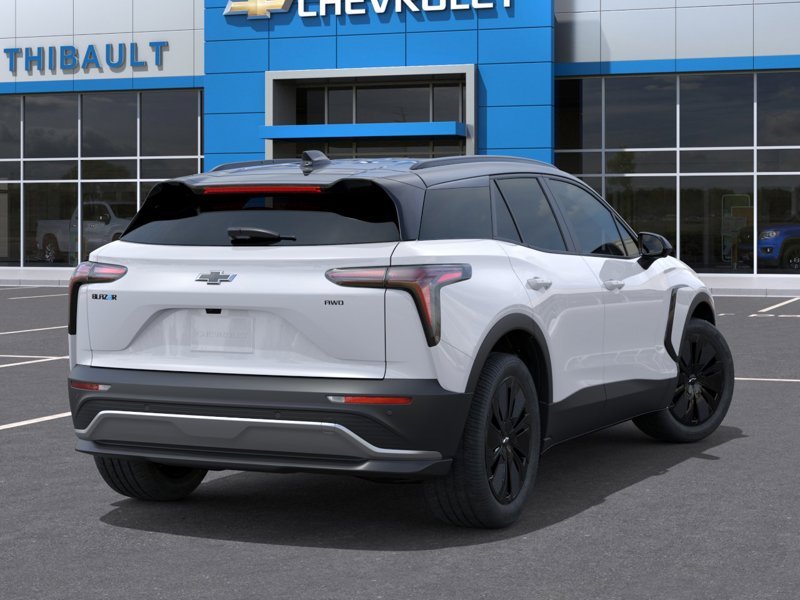 CHEVROLET Blazer EV Traction intégrale, 4 portes LT 2027 BLANC SOMMET Sherbrooke - photo #3