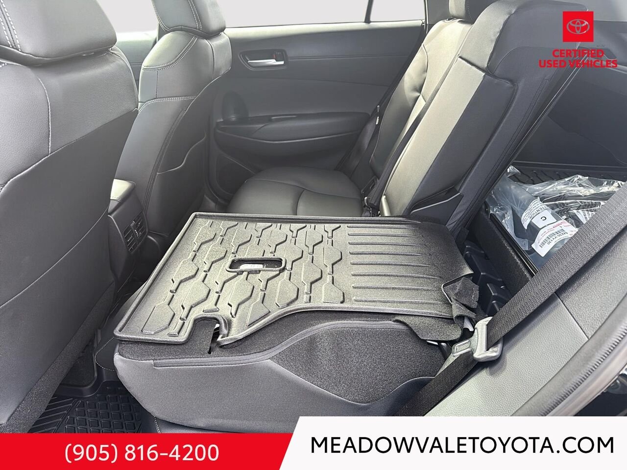 2026 Toyota Corolla Cross Top of the line Corolla Cross. Low Km's and comes with dash camera and cargo liner Black Mississauga - photo #23