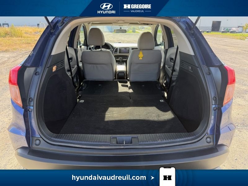 2016 Honda HR-V Blue Saint-Eustache - photo #8