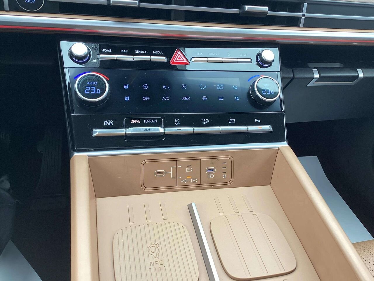 2025 Hyundai Santa Fe Black Gatineau - photo #15