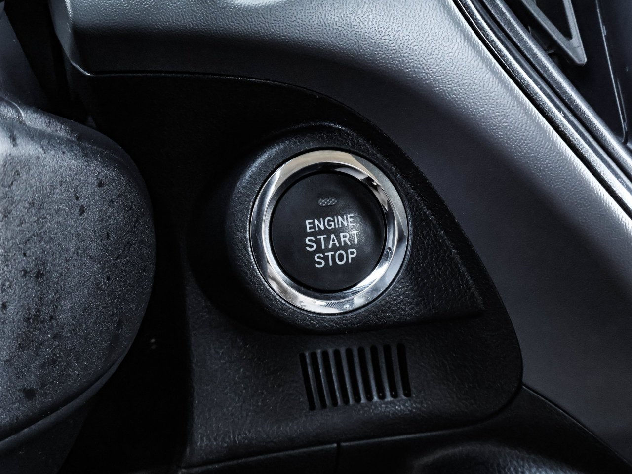 2024 Subaru Crosstrek Limited AWD Blue Sherwood Park - photo #25