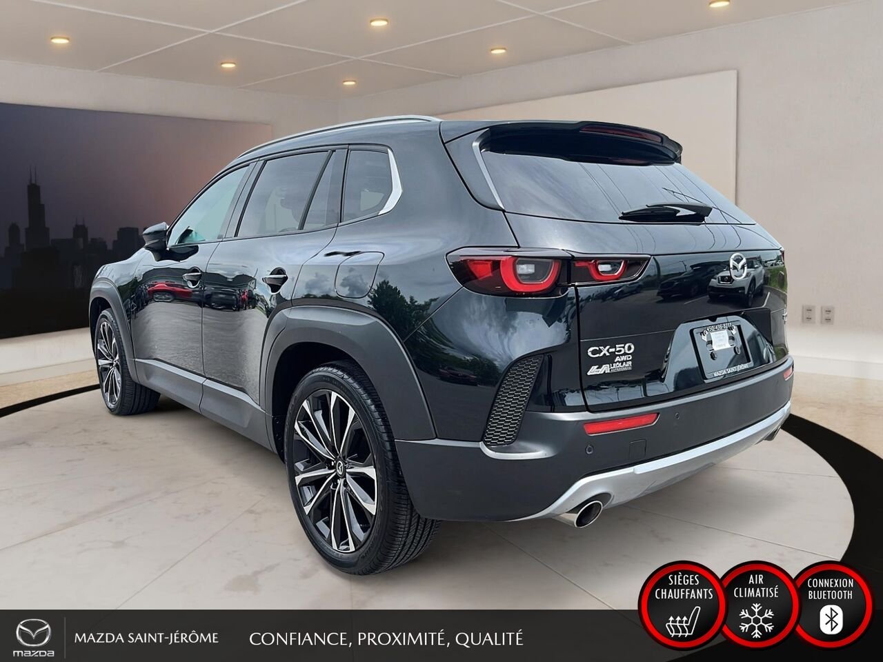 Mazda CX-50 GT avec moteur turbo | TOIT PANORAMIQUE | CUIR | AWD | 2024 Noir Saint-Jérôme - photo #9