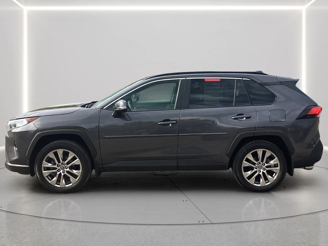 2020 Toyota RAV4 XLE TI Grey Gatineau - photo #1