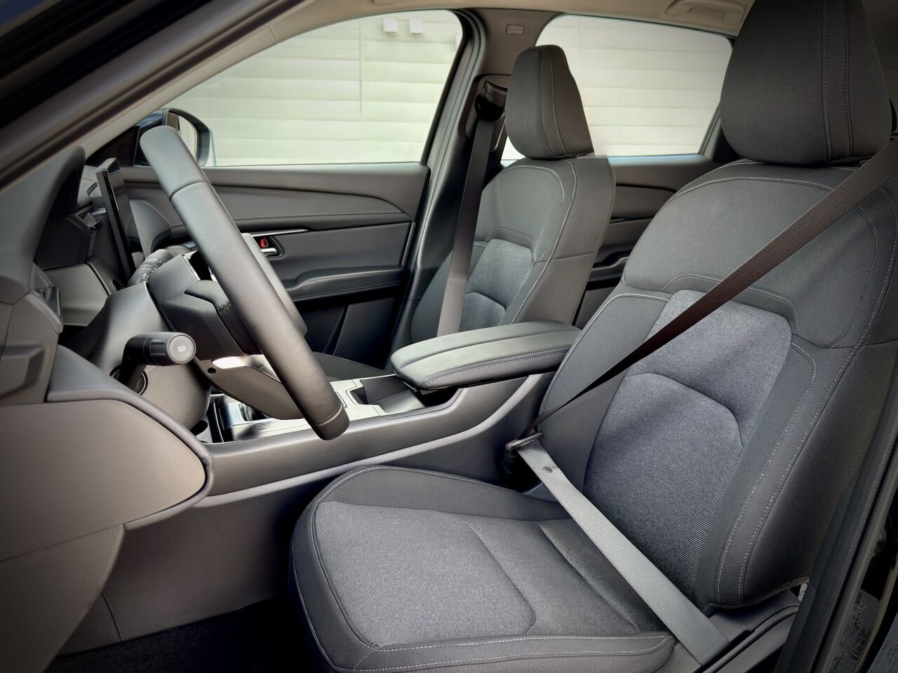 2026 MAZDA CX-5 Jet Black Mica Notre-Dame-des-Prairies - photo #16