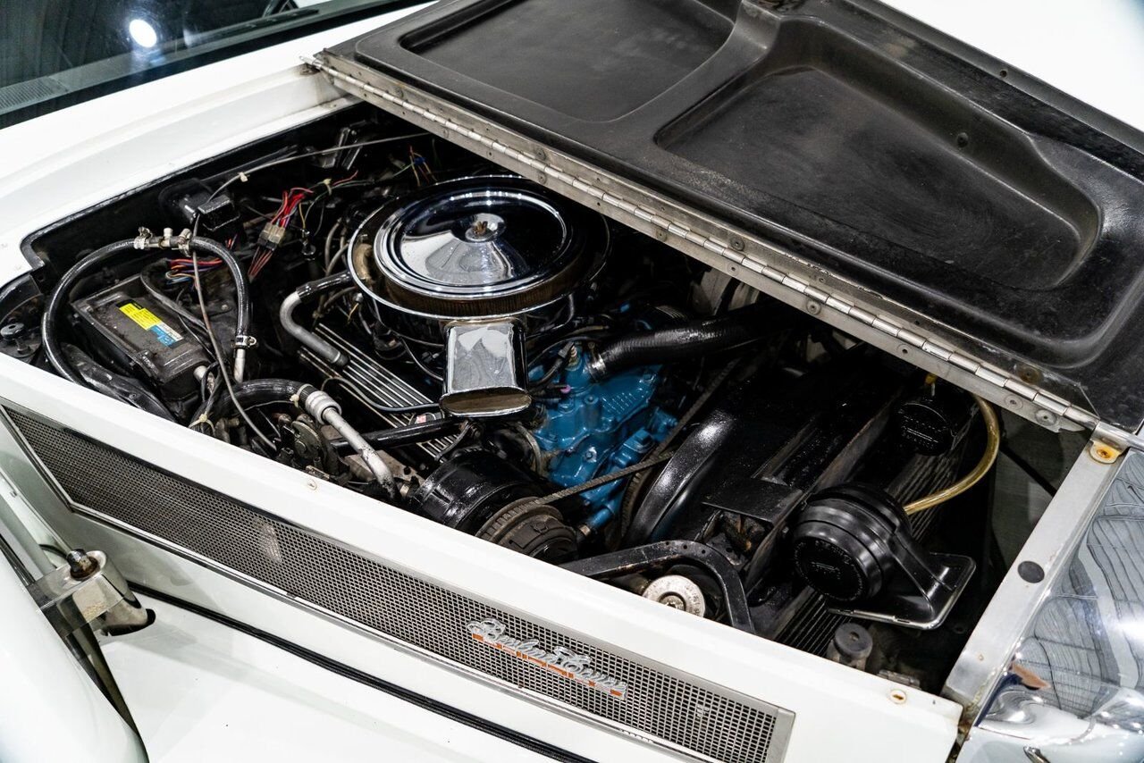 Phillips Motor Car Berlina Coupe Only 1 of 78 produced. Very rare | PRIX EN USD 1981 Blanc Montréal - photo #18