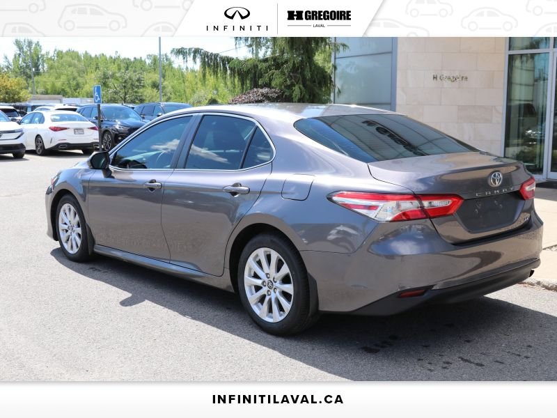 2018 Toyota Camry Laval - photo #5