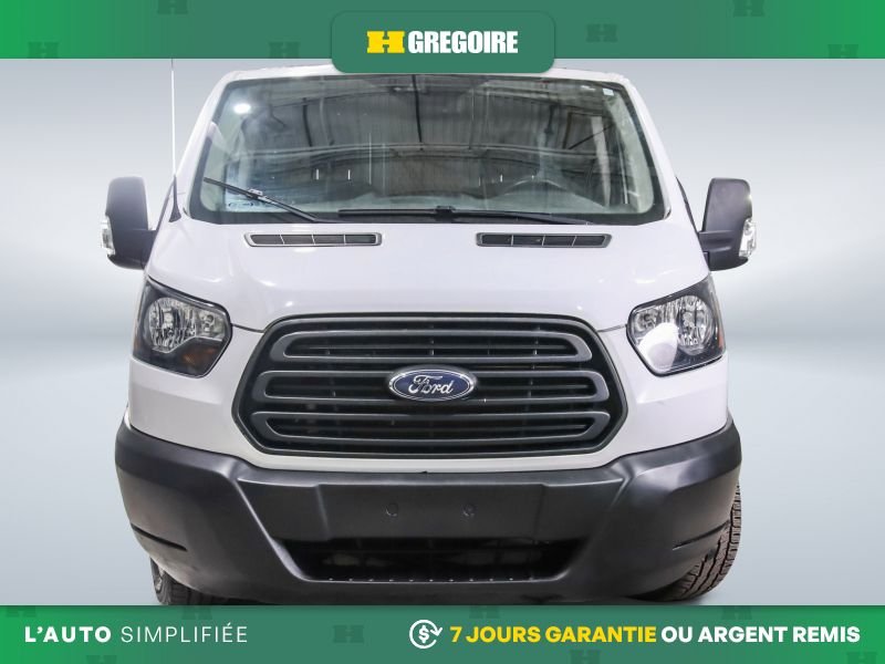 2019 Ford TRANSIT T-250 148" Low Rf 9000 GVWR Swing-Out RH Dr AUTO A White