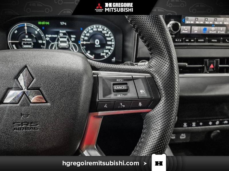 Mitsubishi Outlander PHEV 2023 Noir Blainville - photo #21
