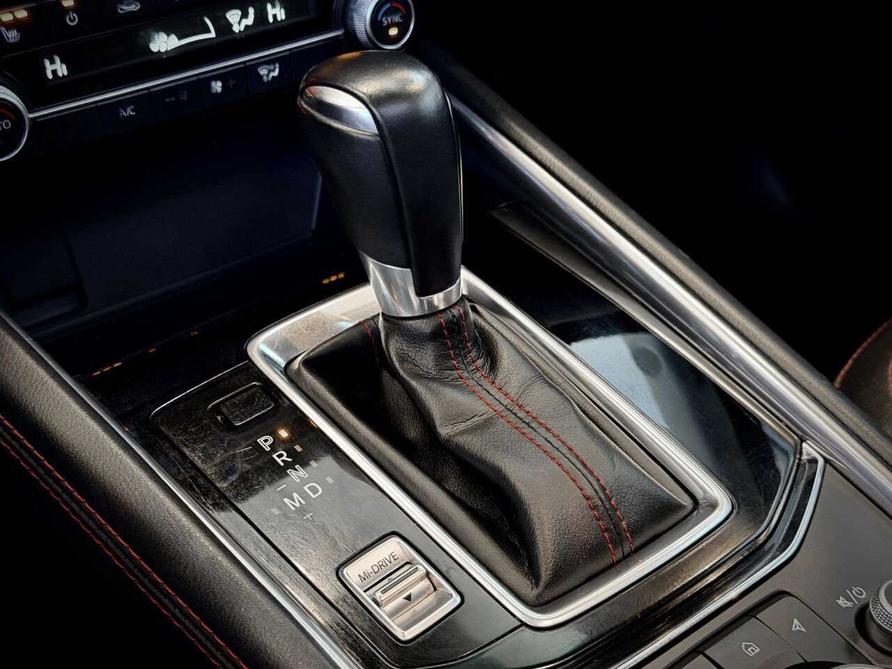 2022 Mazda CX-5 Black Notre-Dame-des-Prairies - photo #28