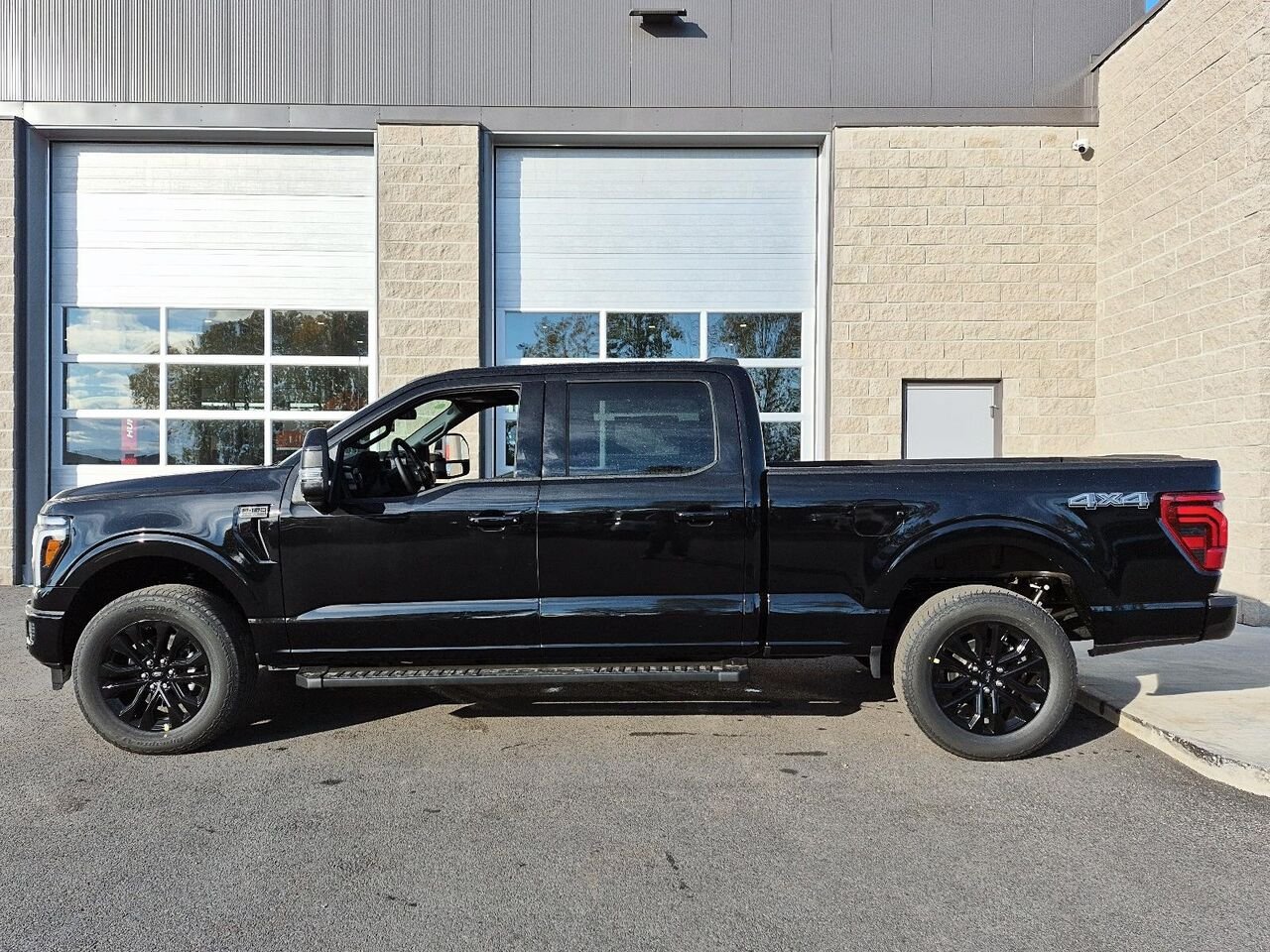 Ford F-150 2F405 | LARIAT 2026 Noir agate métallisé Saint-Jérôme - photo #9