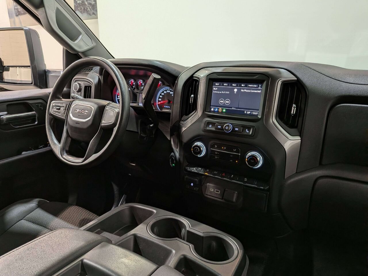2024 GMC Sierra 1500 4WD Crew Cab 157" Pro Black Val-David - photo #17
