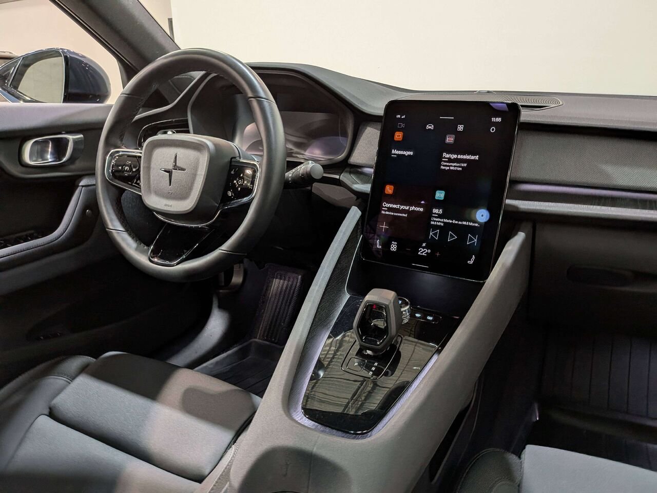 2022 Polestar 2 Long Range Dual Motor Grey Val-David - photo #19