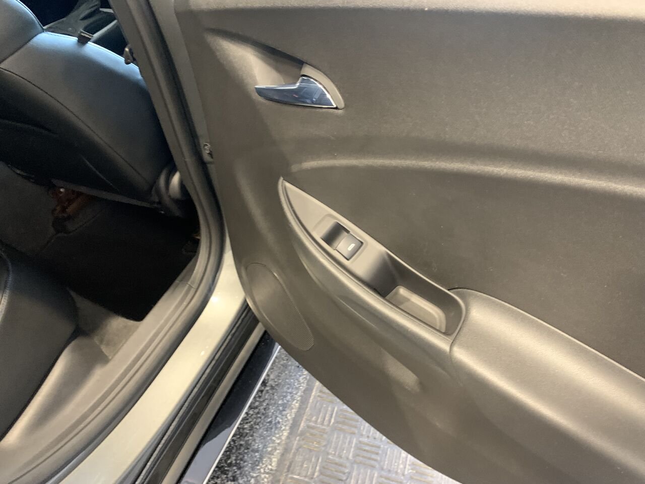 2017 Chevrolet Volt LT PHEV VOLT LT PHEV Grey Châteauguay - photo #10