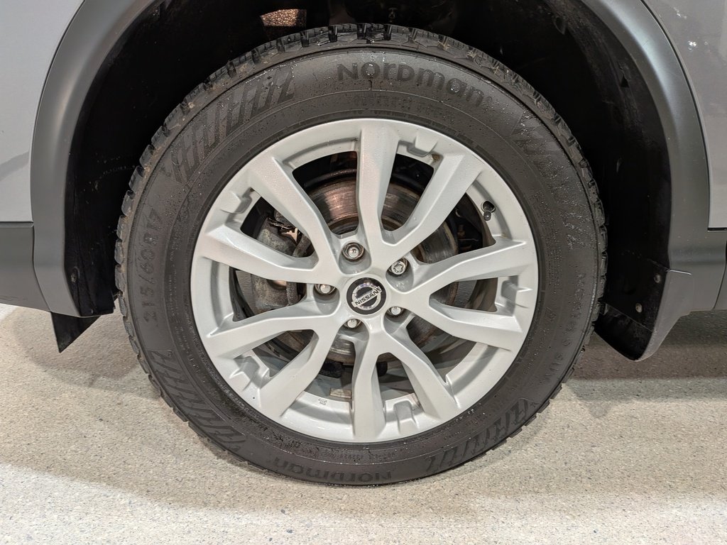 2023 Nissan Qashqai FWD S CVT Grey Val-David - photo #33