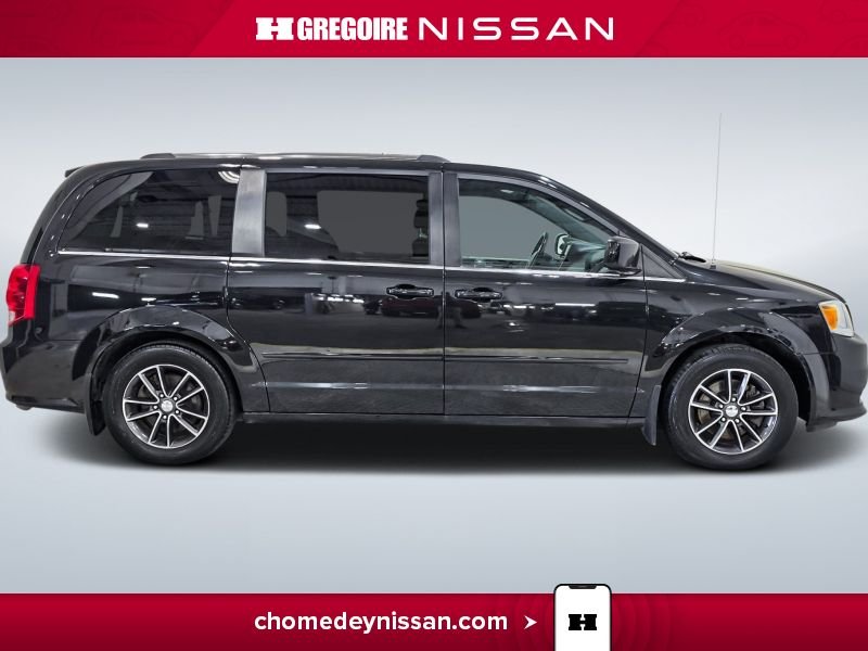 2017 Dodge GR Caravan Black Laval - photo #10