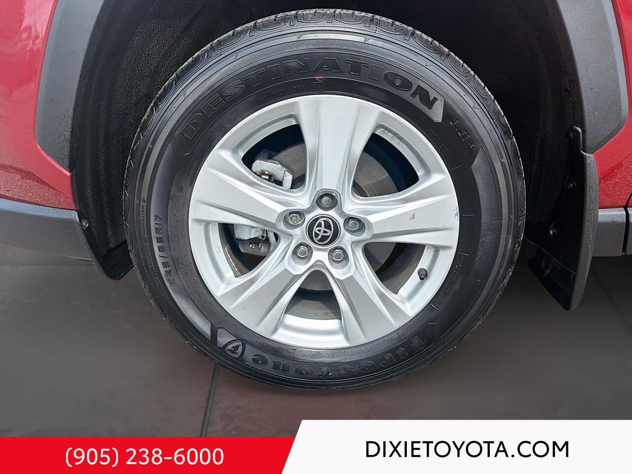 2021 Toyota RAV4 XLE AWD / HEATED SEATS / MOONROOF / ALLOY WHEELS / CARPLAY AND ANDROID AUTO Ruby Flare Pearl Mississauga - photo #6