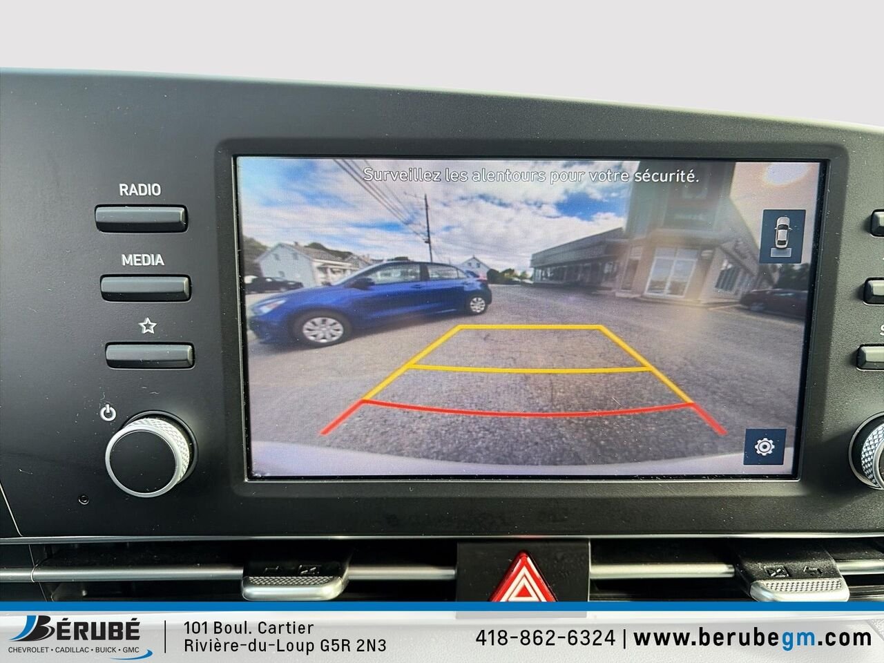 2023 Hyundai Elantra Essential IVT Grey Rivière-du-Loup - photo #13