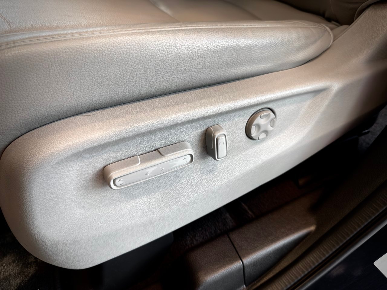 2018 Honda Odyssey Blue Notre-Dame-des-Prairies - photo #30