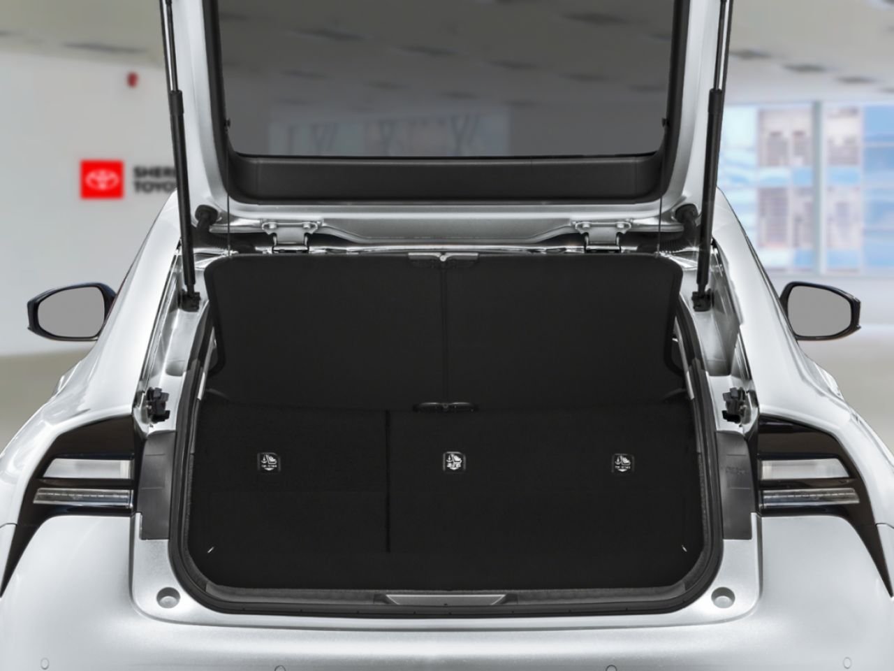 Toyota Prius hybride branchable SE boîte de vitesses automatique 2026 Argent incisif Sherbrooke - photo #7