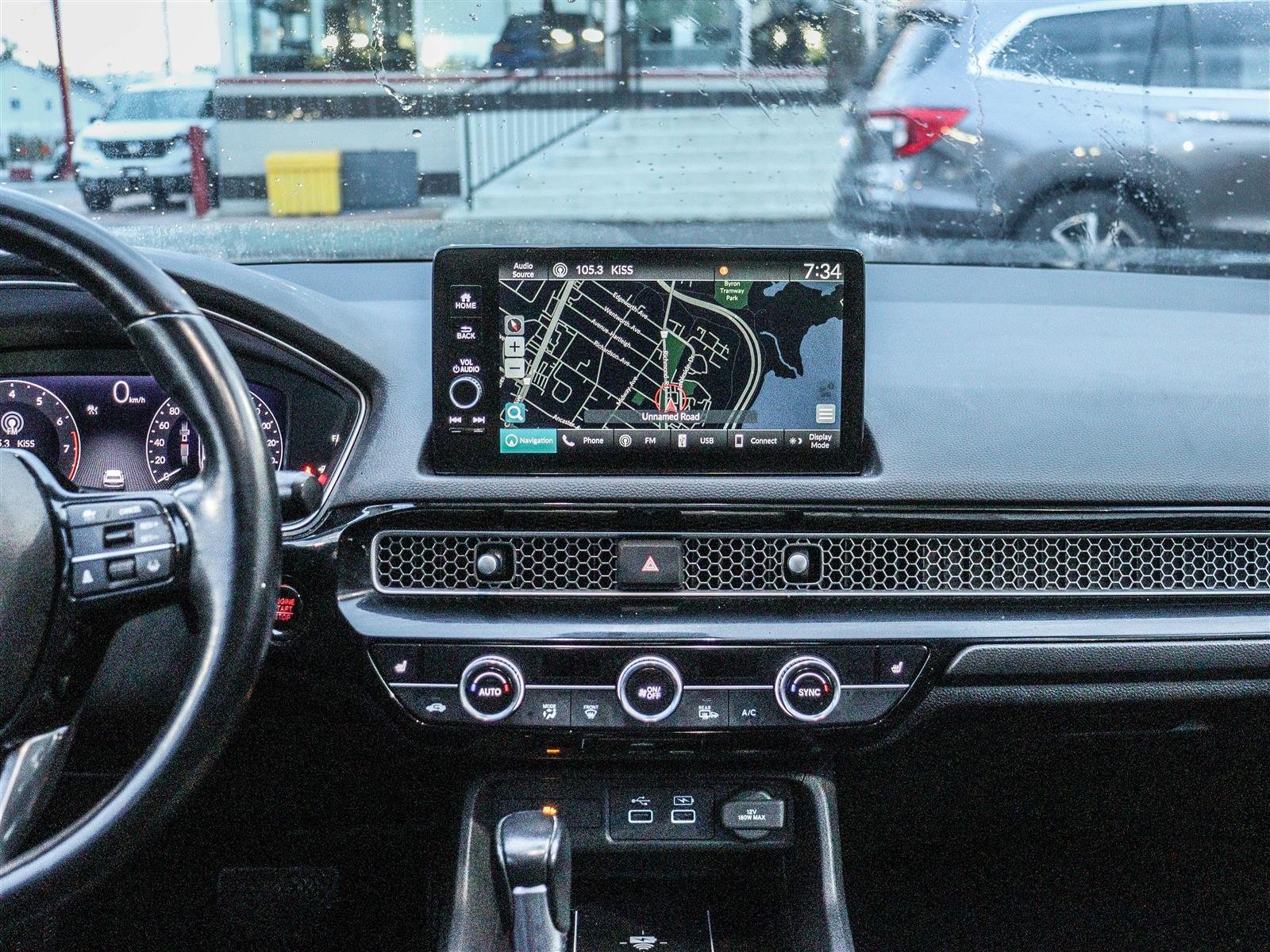2022 Honda Civic Sedan Touring Ottawa & Gatineau - photo #11