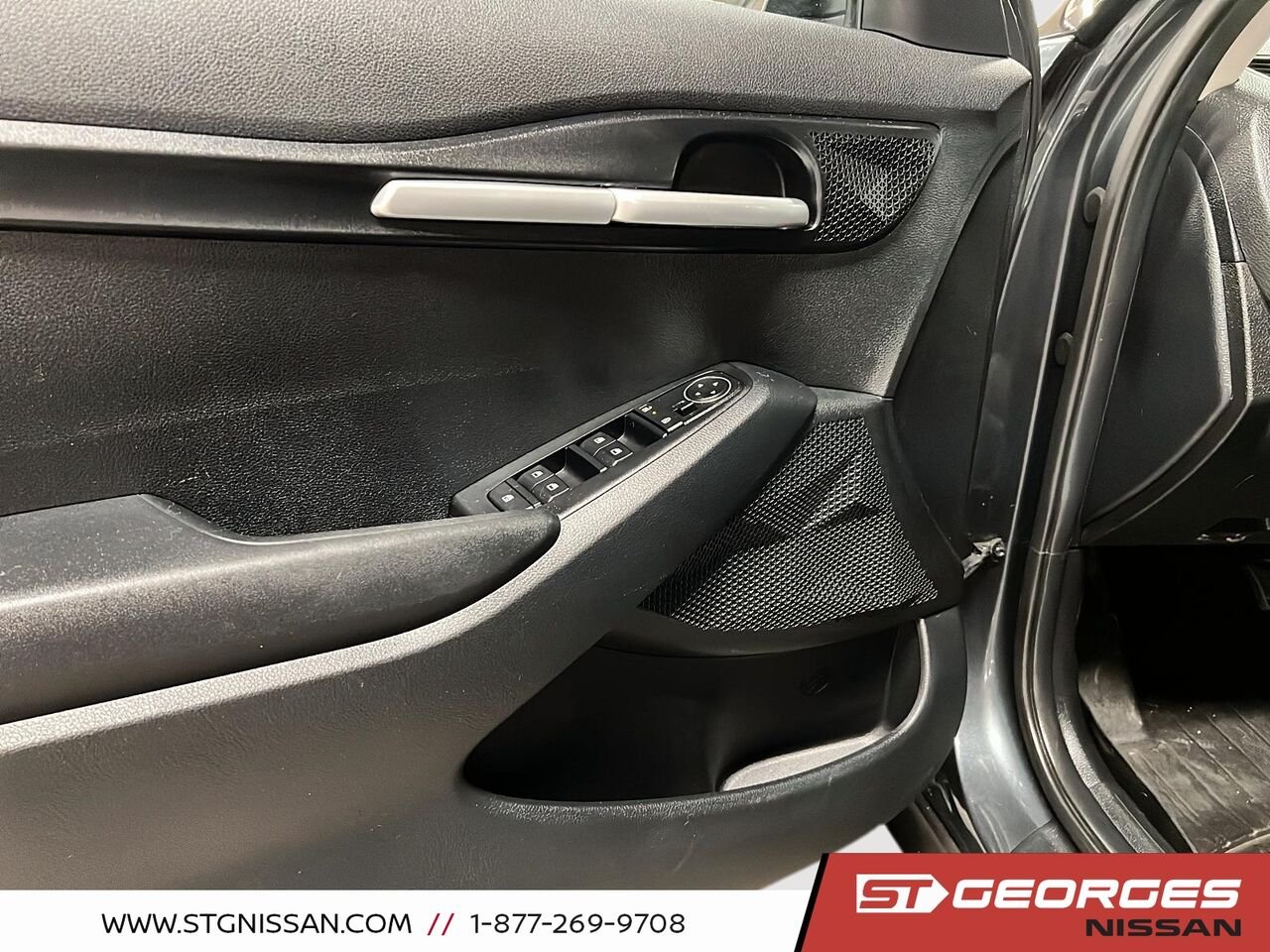 2024 Kia Seltos Grey Saint-Georges - photo #10