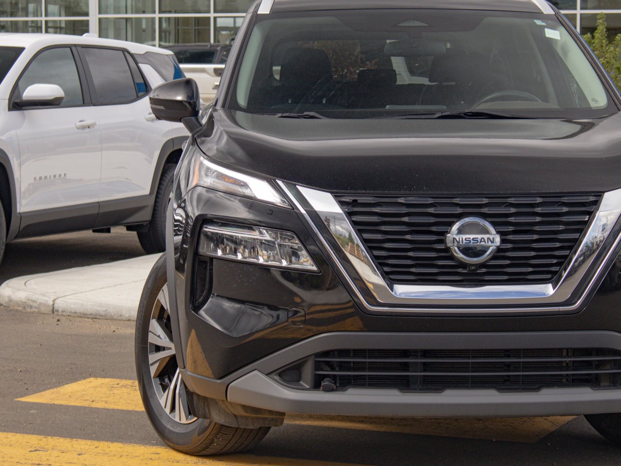 2021 Nissan Rogue AWD SV Black Sherwood Park - photo #4