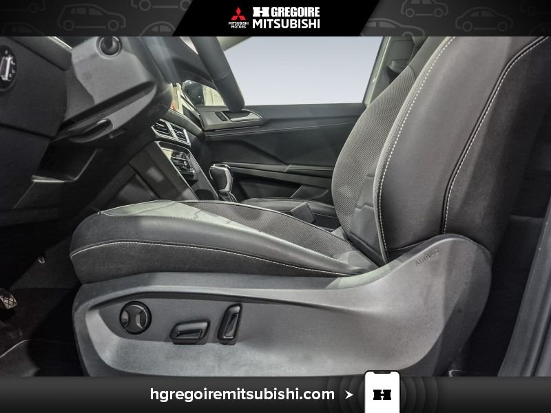 2026 Volkswagen Taos White Blainville - photo #14