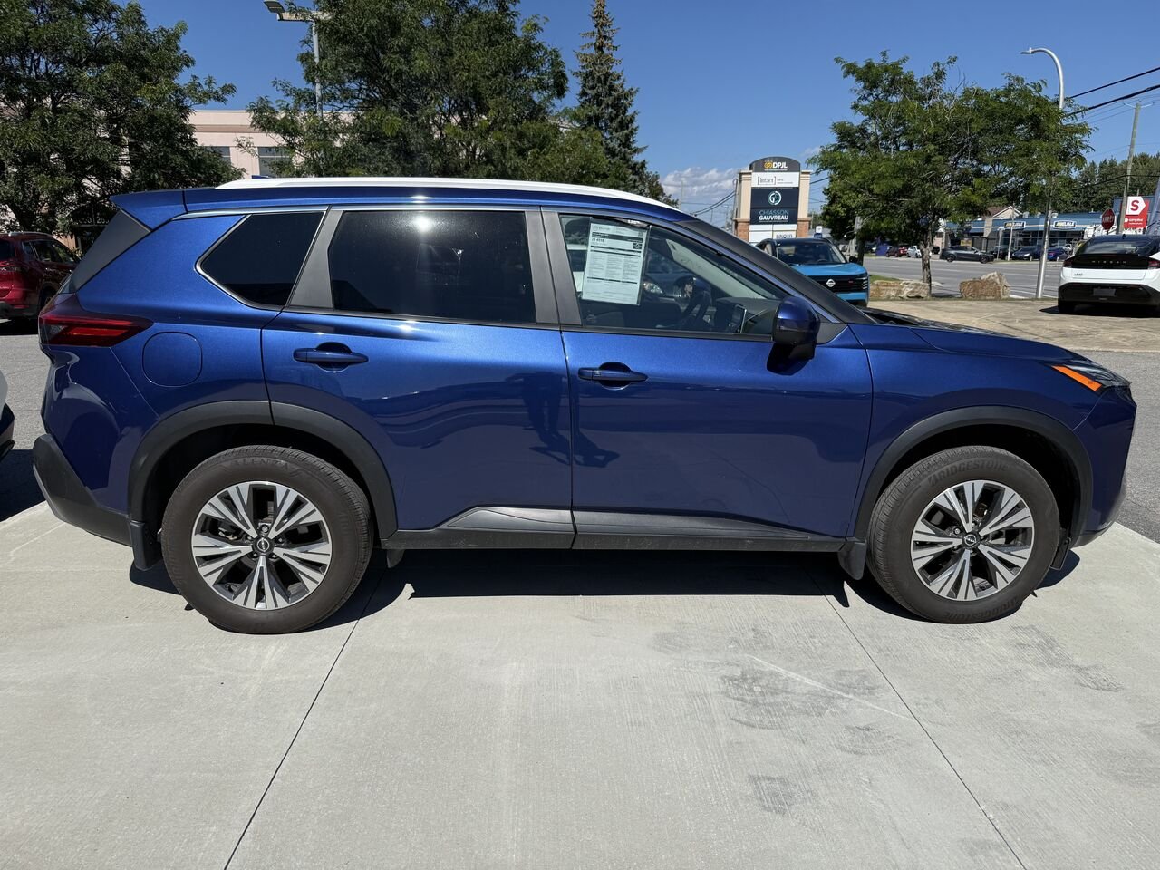 Nissan Rogue SV AWD 2023 Bleu Châteauguay - photo #5